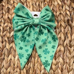 ☘️Shamrock Hair Bow Clip☘️
